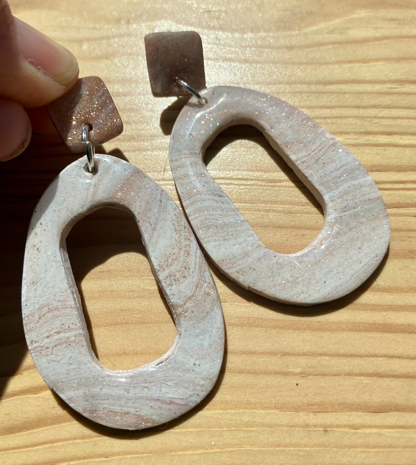 Shifting Sands Large Dangles