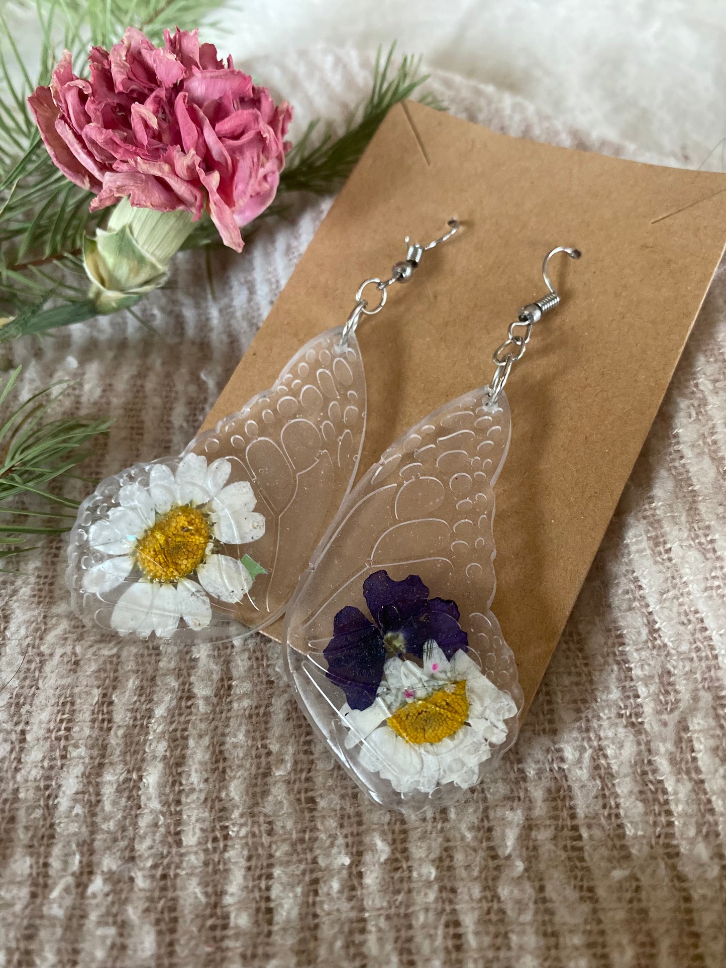 Simple Flower Butterfly Wings